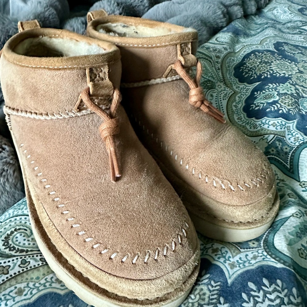 UGG Ultra Mini Crafted Regenerate Sz EU37
